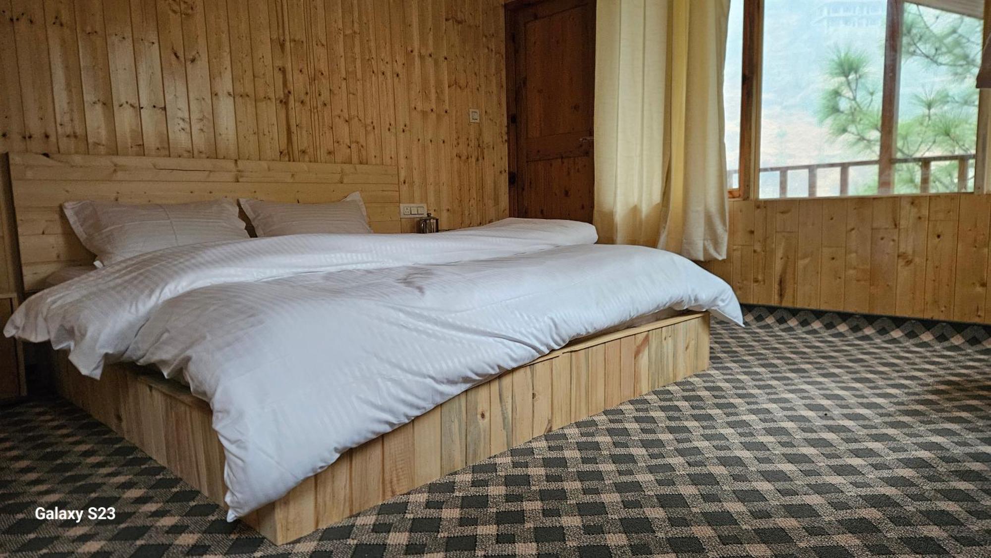 The Fiza Retreat Tirthan Banjar Екстер'єр фото