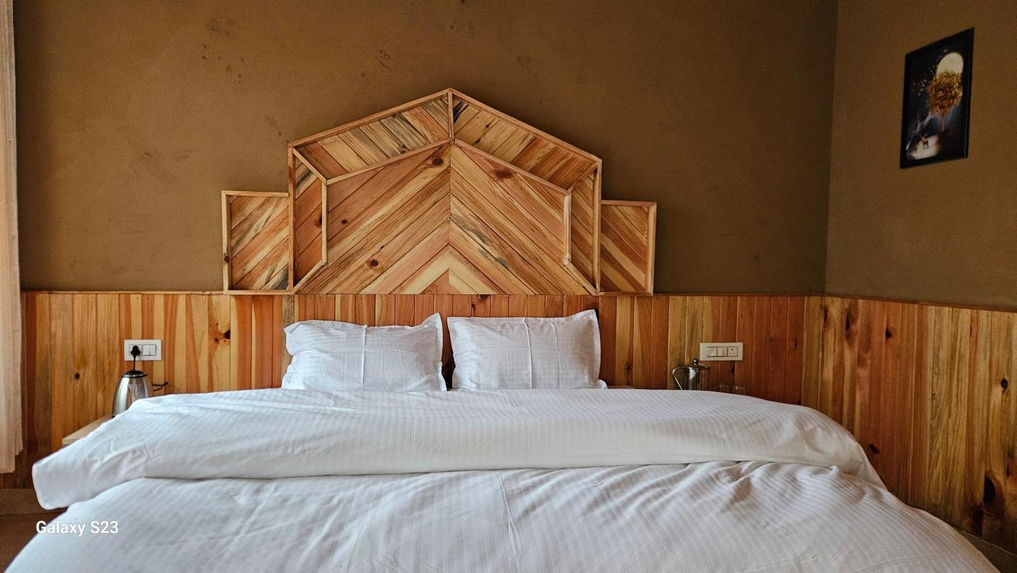 The Fiza Retreat Tirthan Banjar Екстер'єр фото