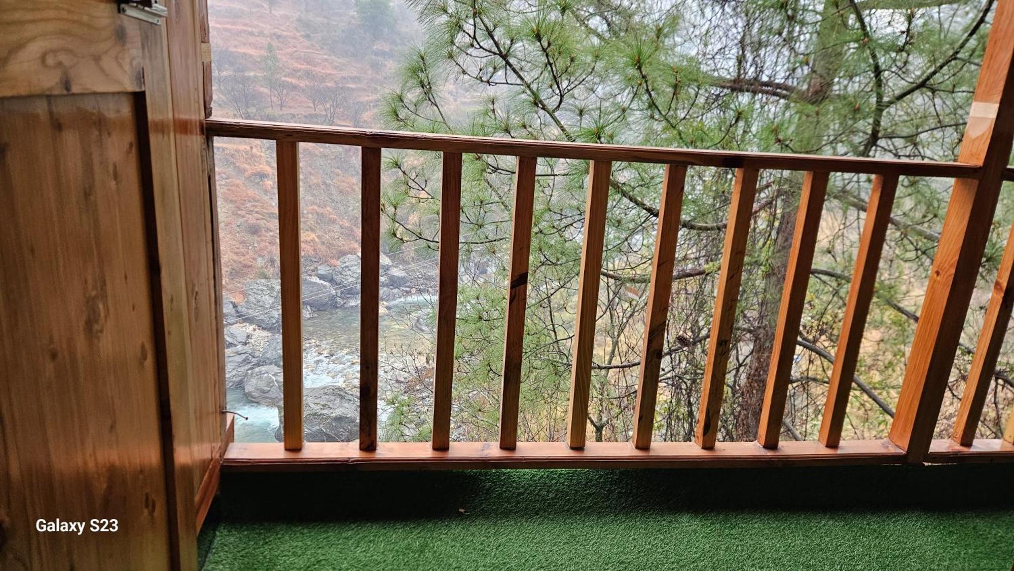 The Fiza Retreat Tirthan Banjar Екстер'єр фото