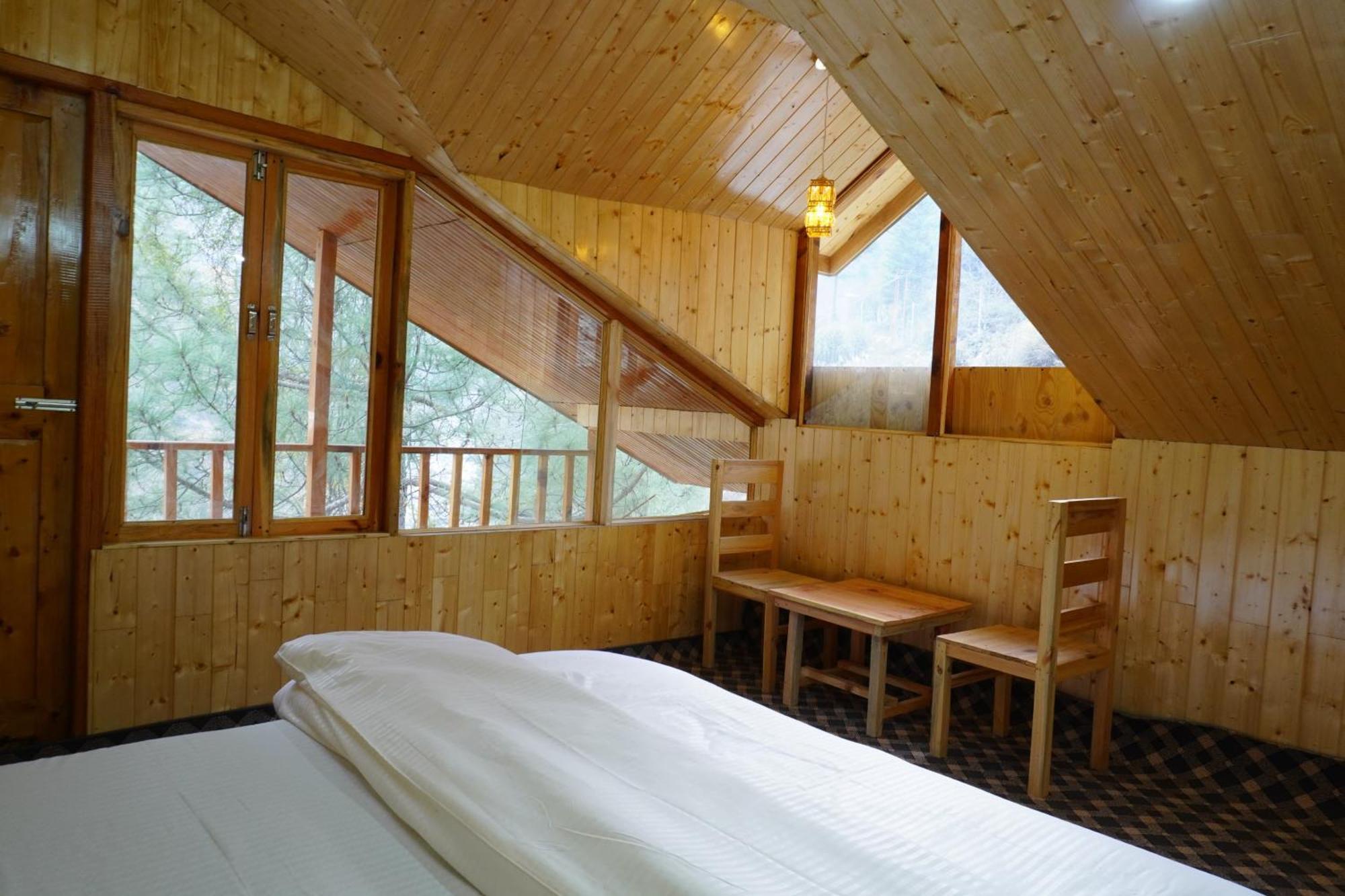 The Fiza Retreat Tirthan Banjar Екстер'єр фото