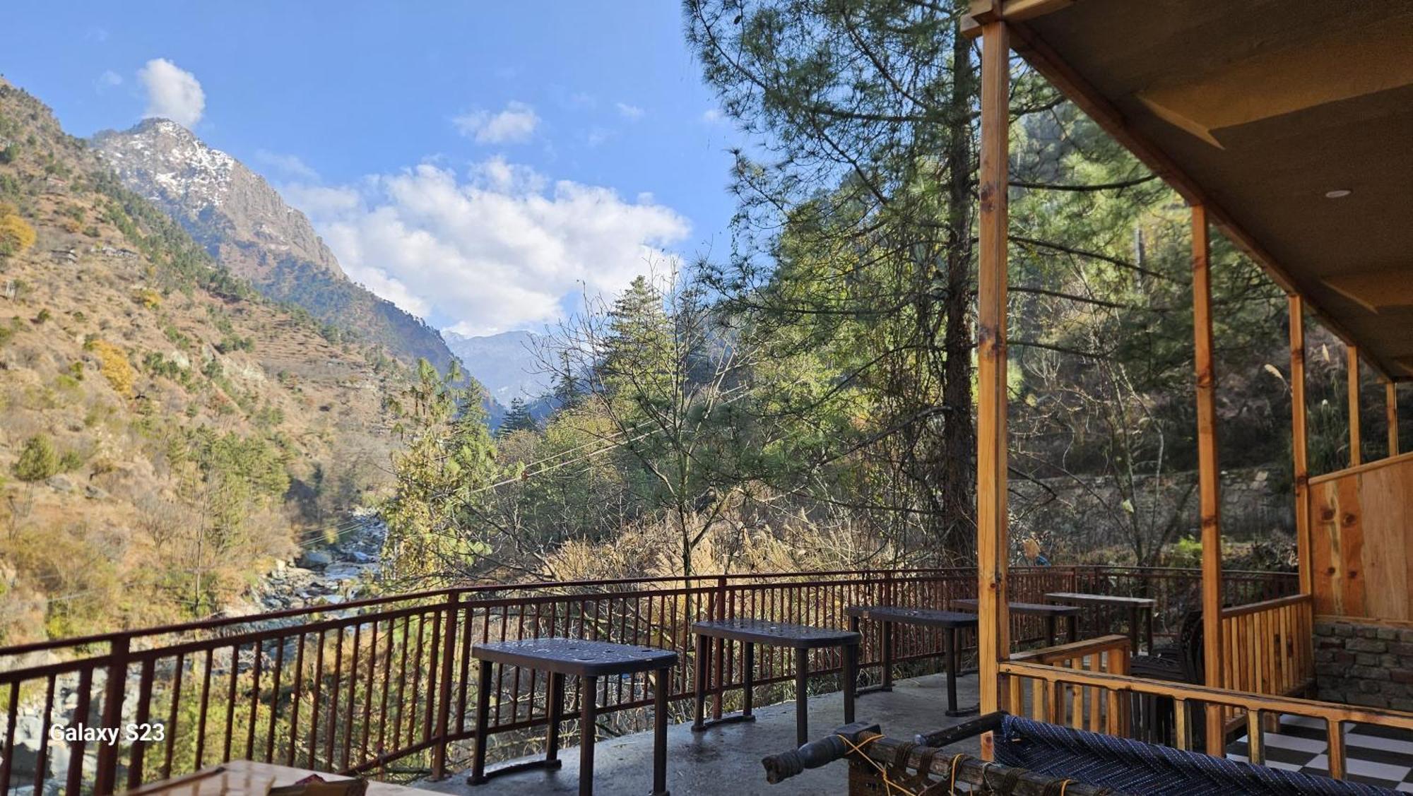 The Fiza Retreat Tirthan Banjar Екстер'єр фото